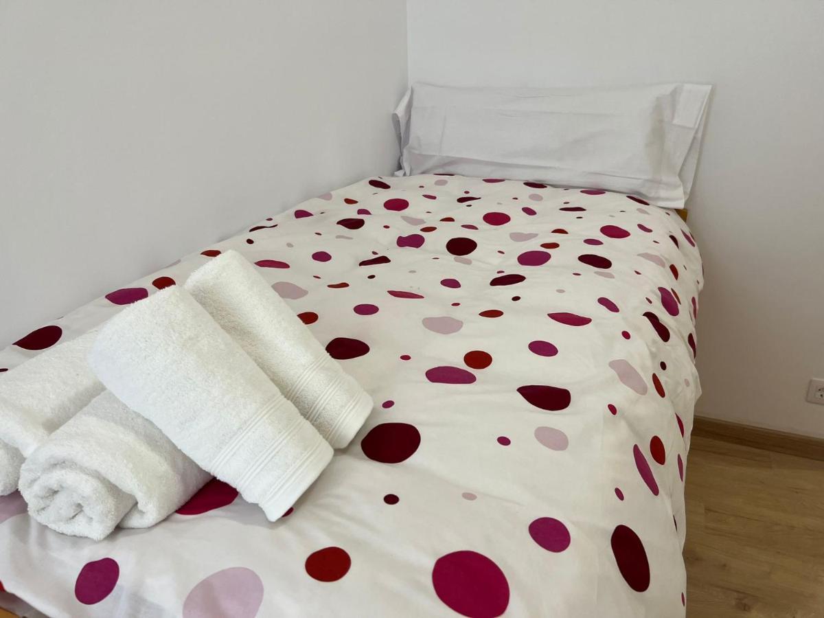 Close To Gran Via Centro Familiar Con Wifi By Apartamentos Logrono Luaran gambar