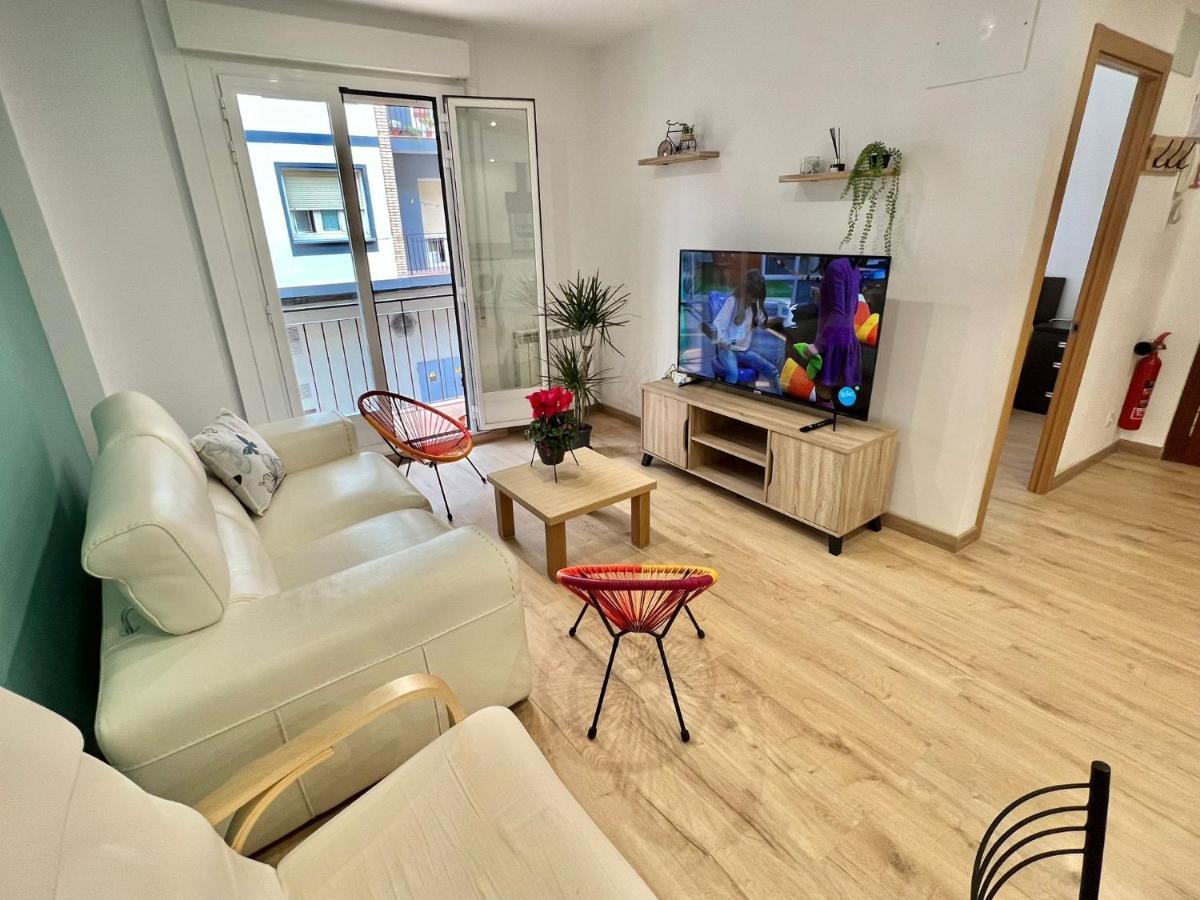 Close To Gran Via Centro Familiar Con Wifi By Apartamentos Logrono Luaran gambar