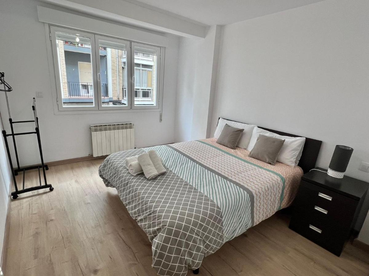 Close To Gran Via Centro Familiar Con Wifi By Apartamentos Logrono Luaran gambar