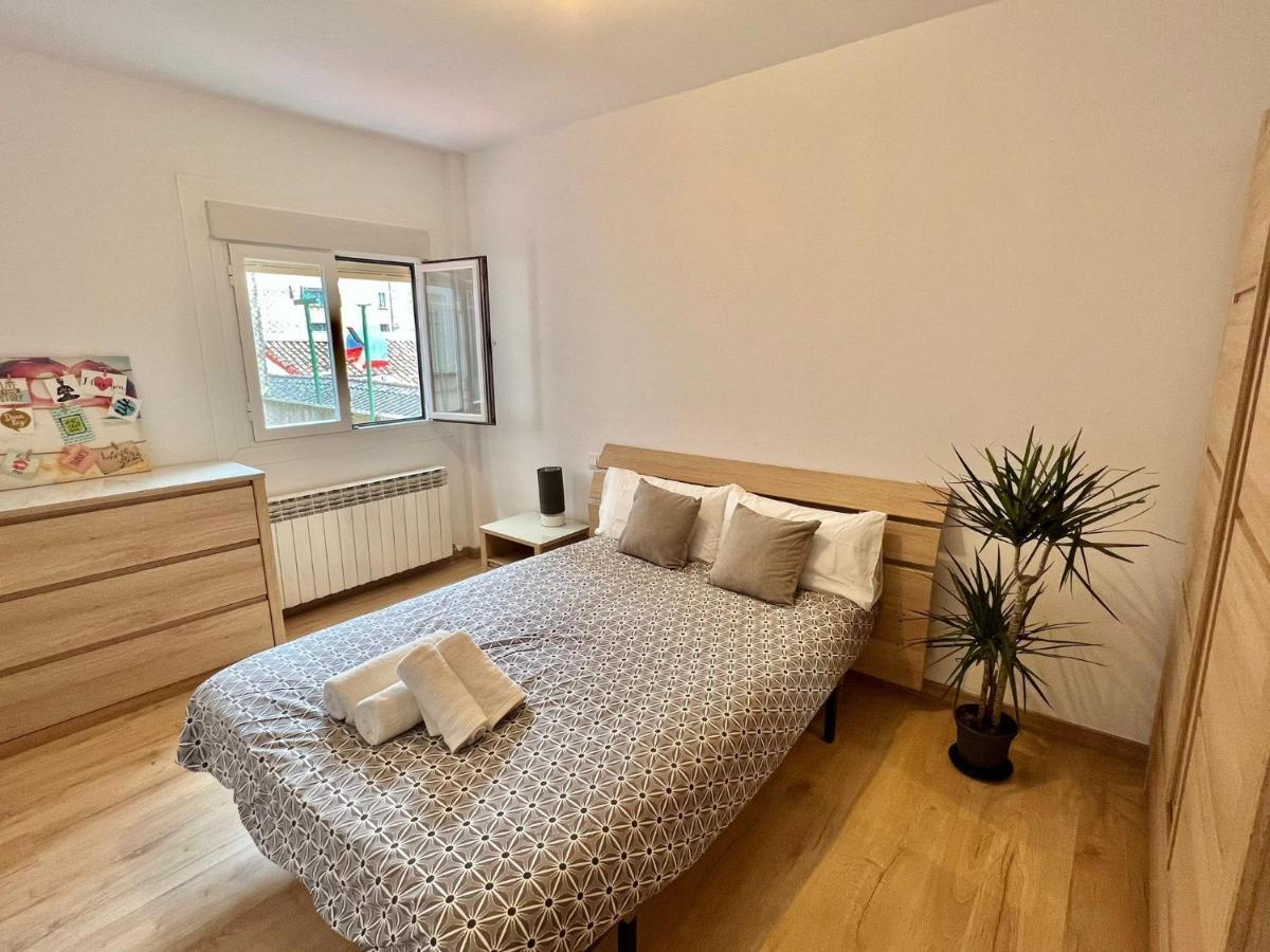 Close To Gran Via Centro Familiar Con Wifi By Apartamentos Logrono Luaran gambar